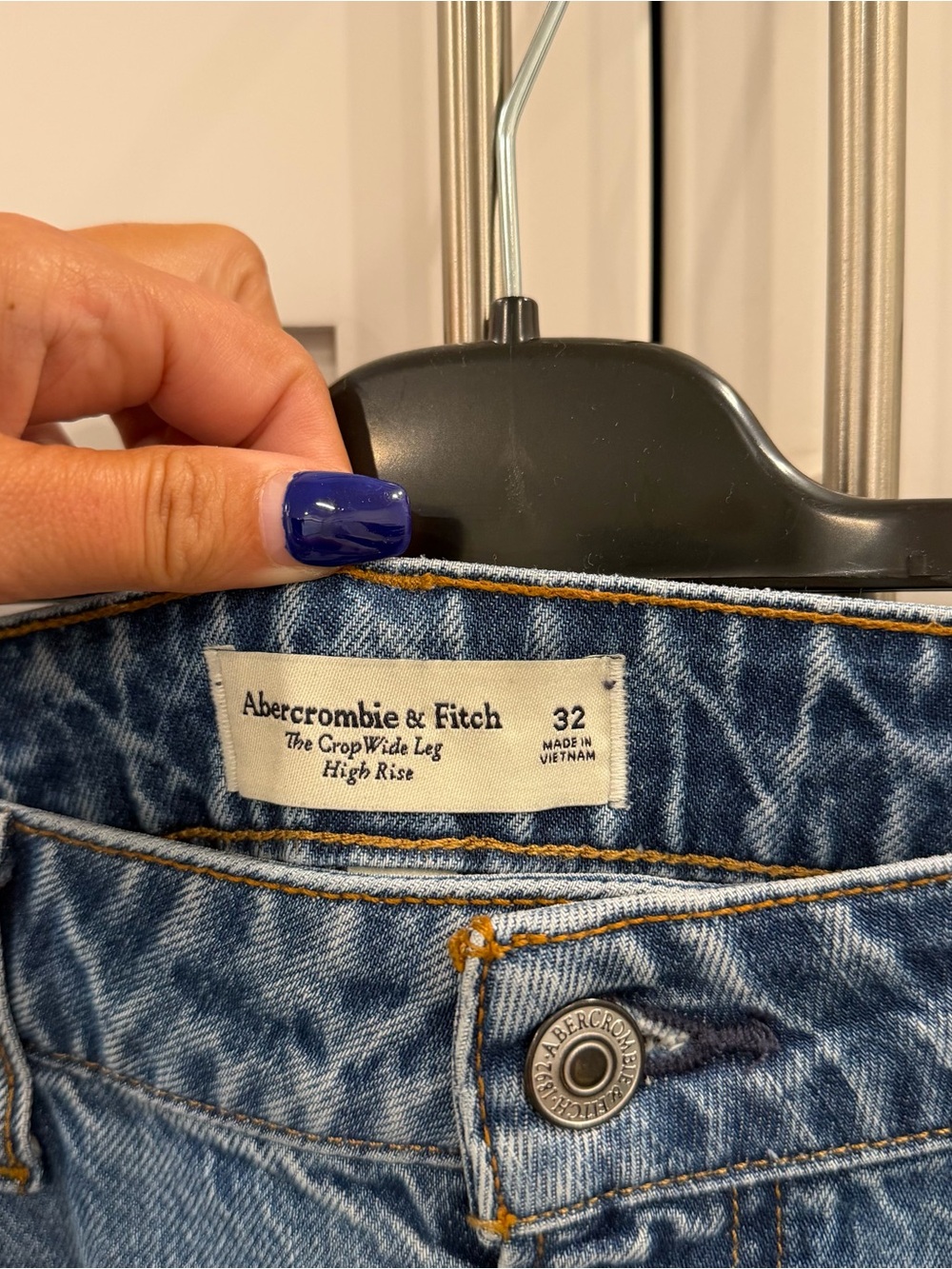 Jeans Subcategory Identification - Picture 3 of 3